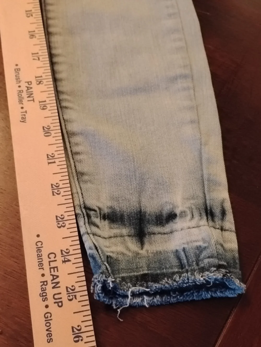 Judy‎ Blue Light Wash Ankle Jeans